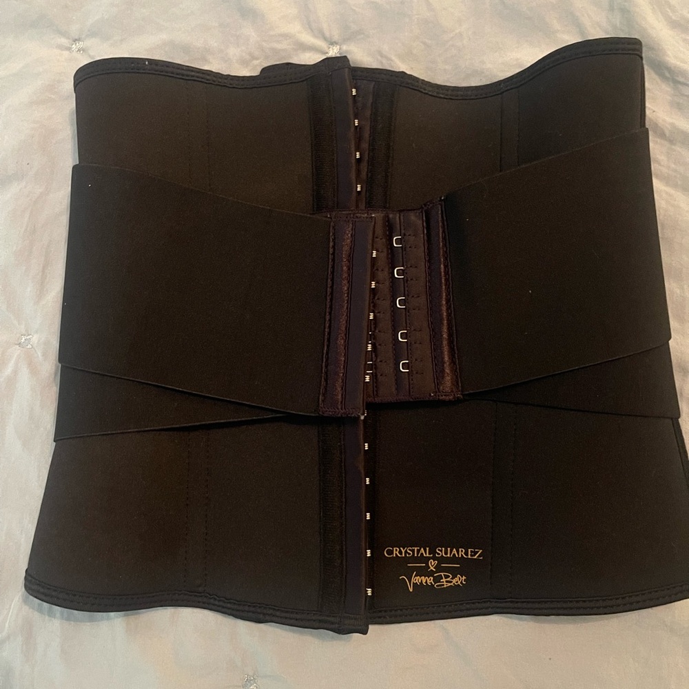 Vanba belt the crystal v-sweat size small